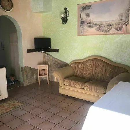 Maison Rouge Fiumicino